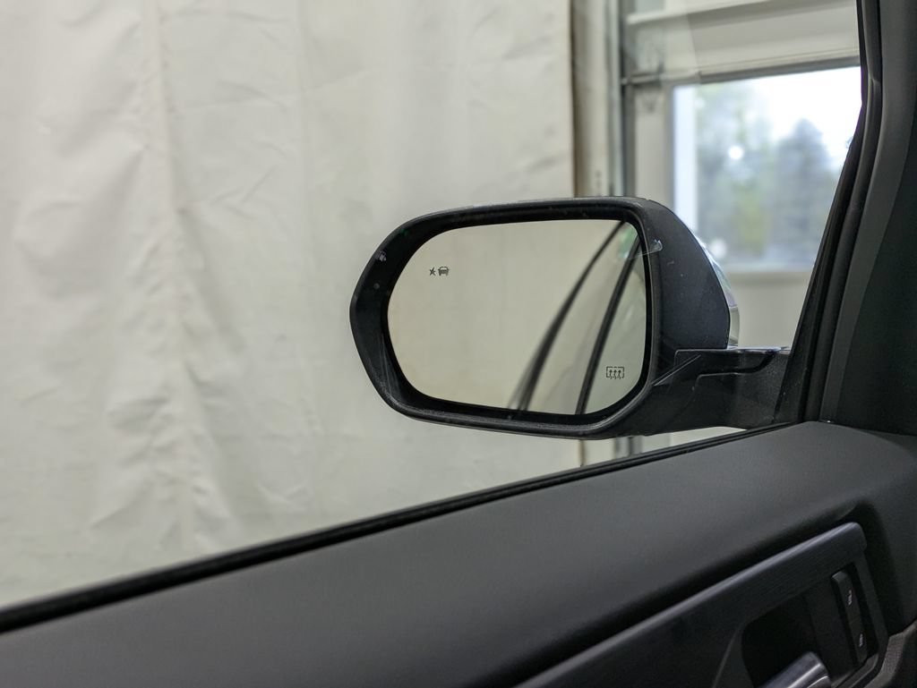 New 2026 GMC Acadia Elevation AWD/4WD image 17