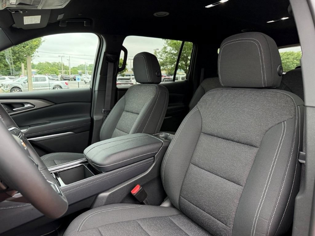 New 2026 Chevrolet Traverse LT w/ Driver Confidence Package FWD image 12