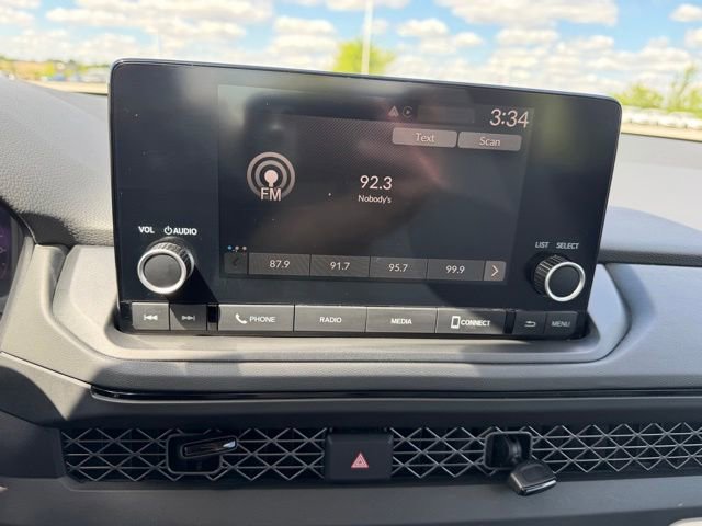 Used 2023 Honda Accord LX image 19