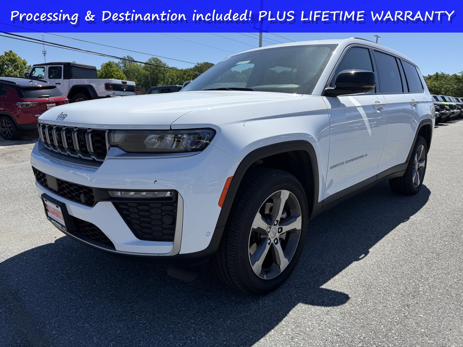 New 2026 Jeep Grand Cherokee L Limited w/ Luxury Tech Group II AWD/4WD image 8