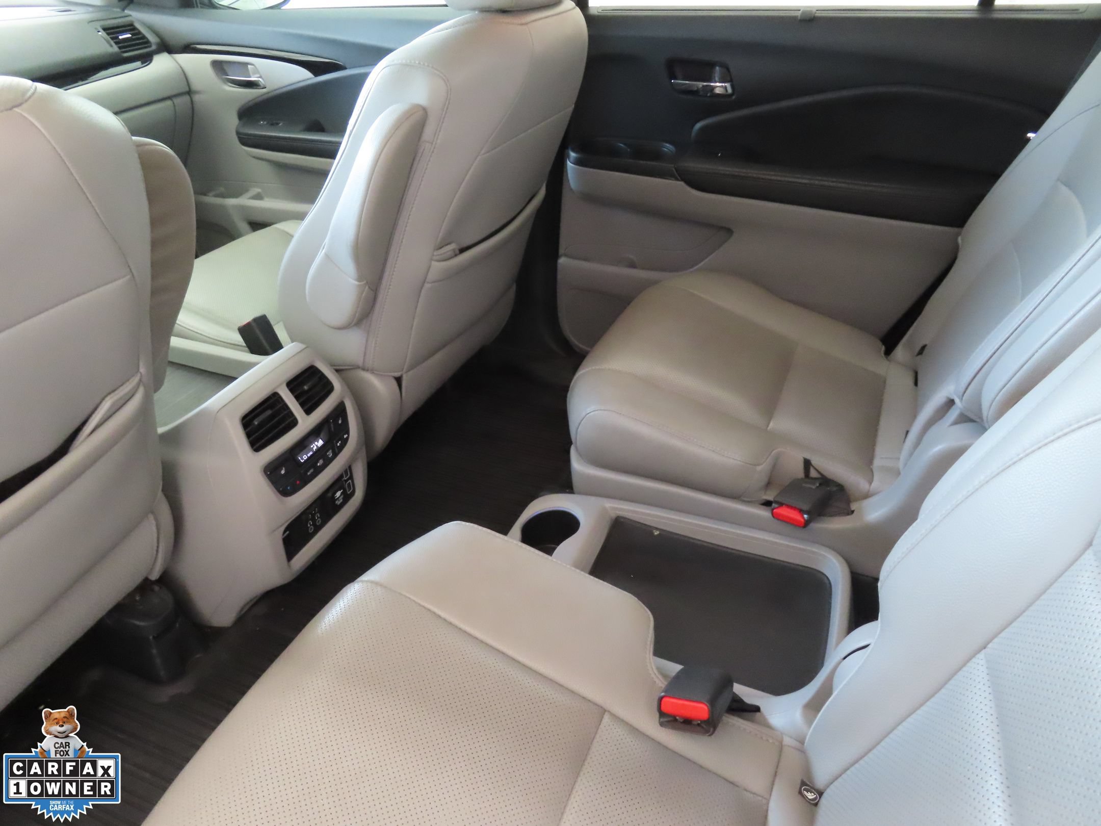 Used 2019 Honda Pilot Elite image 24