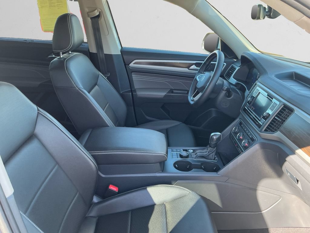 Used 2023 Volkswagen Atlas SE AWD/4WD image 15