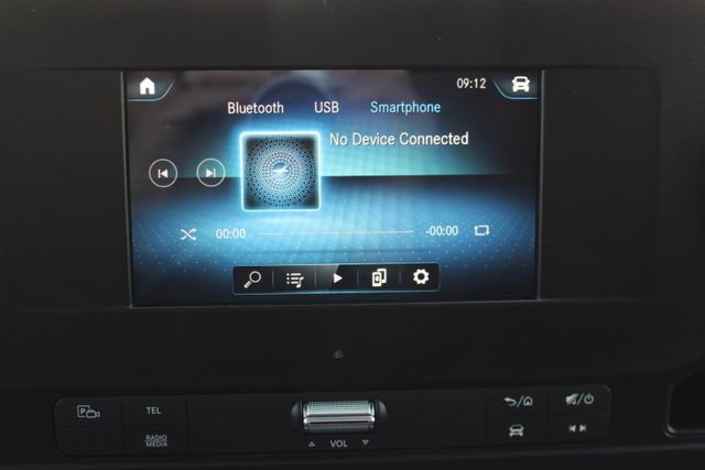 Used 2023 Mercedes-Benz Sprinter 2500 image 18