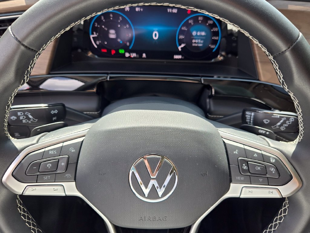 Certified 2026 Volkswagen Atlas SE FWD image 25