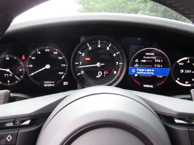 Certified 2024 Porsche 911 Carrera 4 AWD/4WD image 31