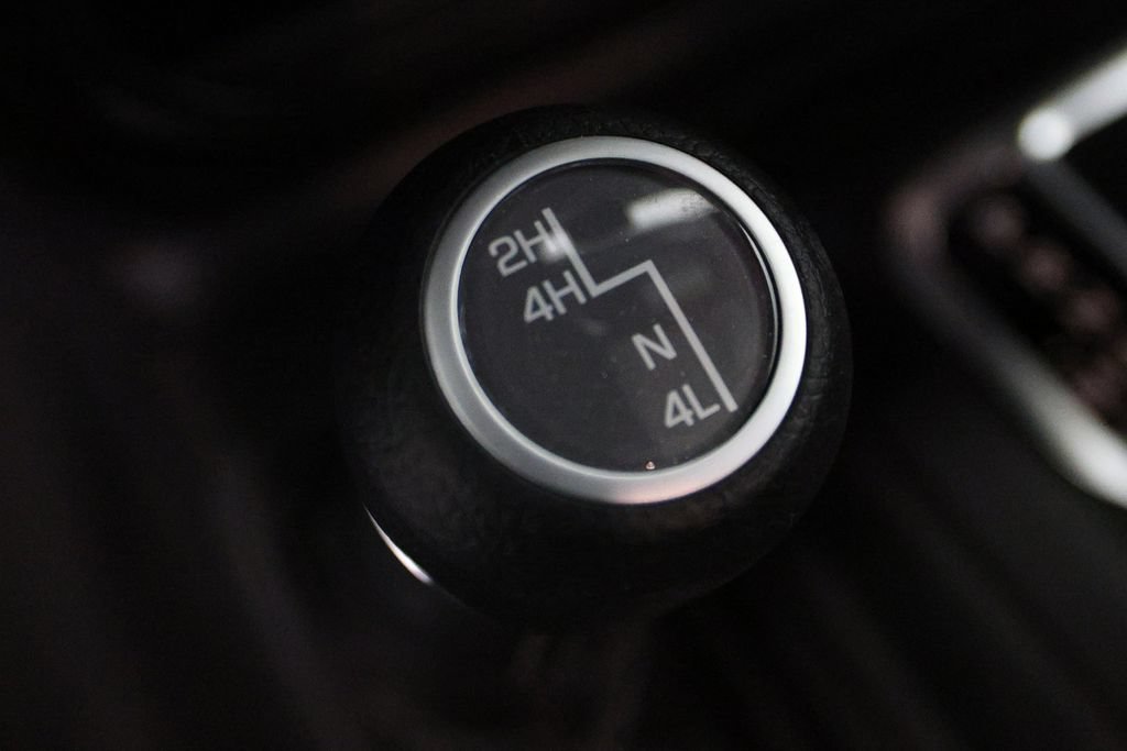 Used 2026 Jeep Wrangler Unlimited Sahara AWD/4WD image 22