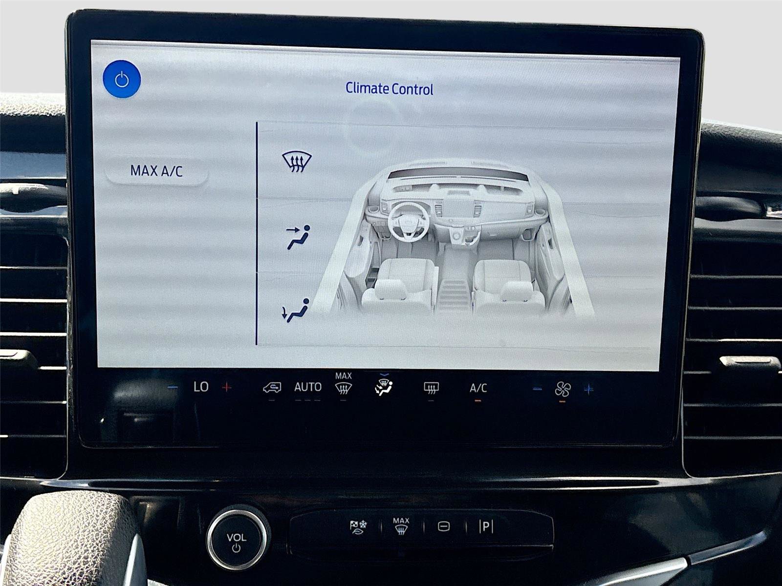 Used 2024 Ford Transit 350 XLT image 15