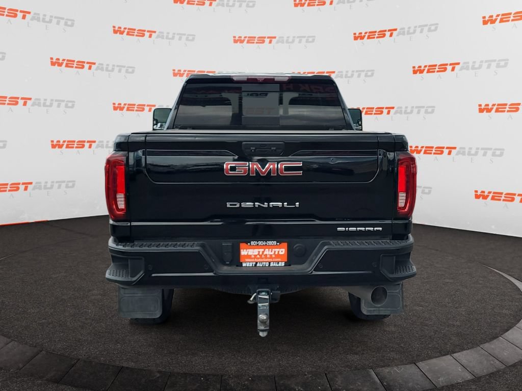 Used 2022 GMC Sierra 3500 Denali AWD/4WD image 4