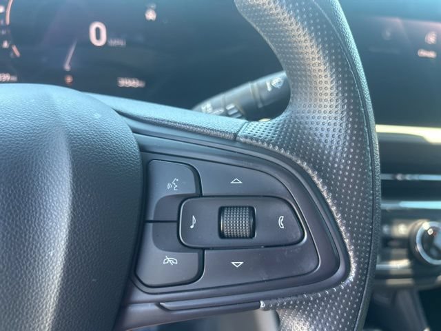 Used 2025 Buick Envista Preferred w/ Convenience II Package FWD image 18
