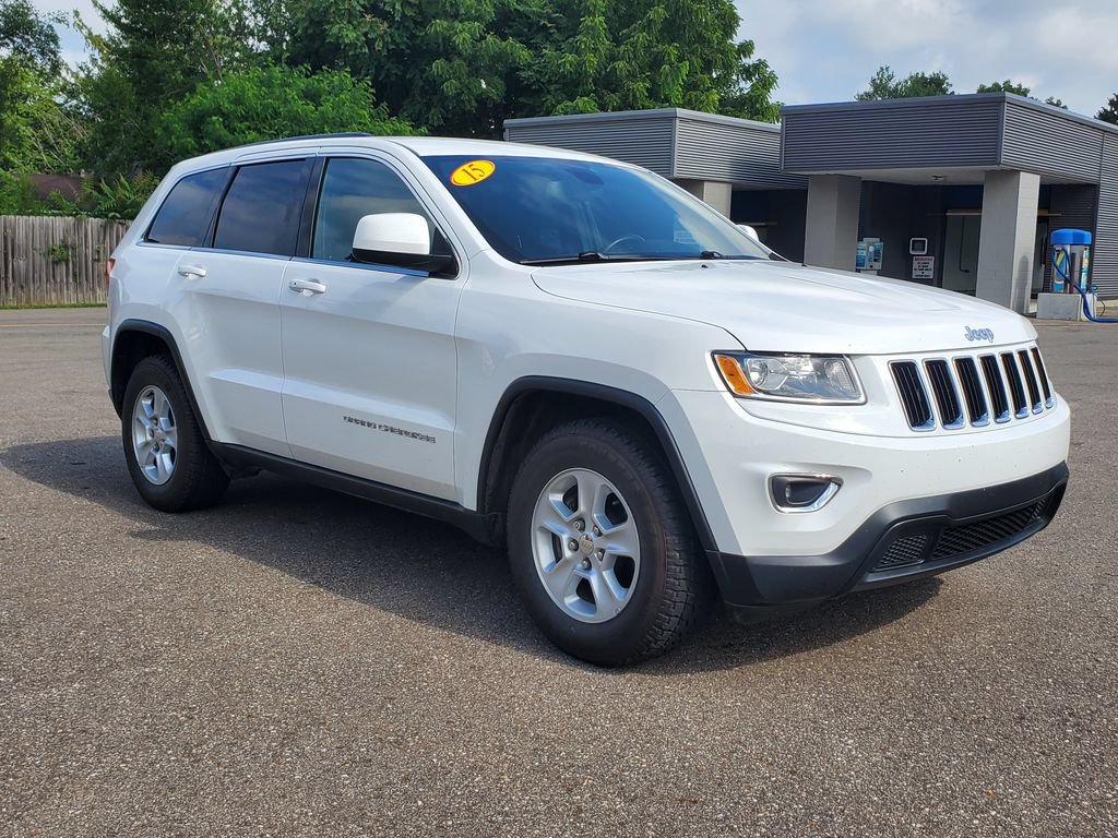 Used 2015 Jeep Grand Cherokee Laredo RWD image 3