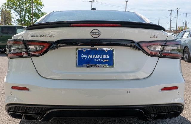 Certified 2023 Nissan Maxima SR w/ Sport Mat Group FWD image 8