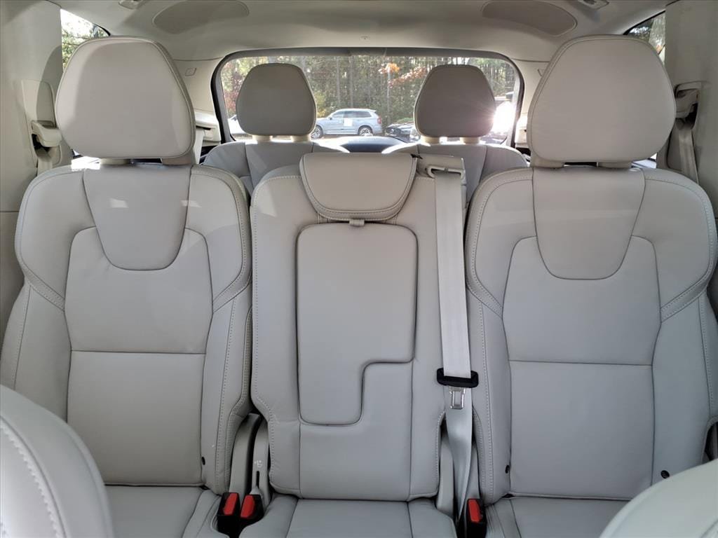 New 2026 Volvo XC90 B6 Ultra w/ Protection Package AWD/4WD image 16