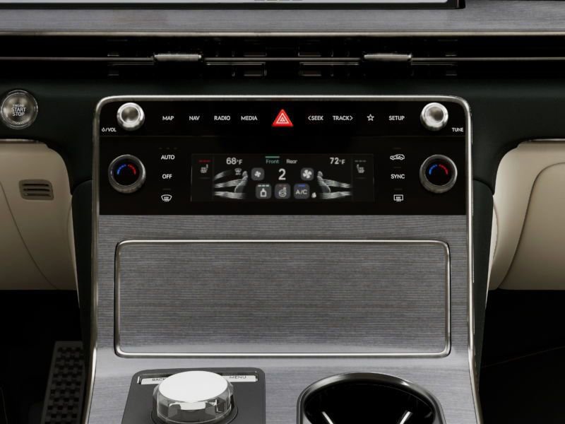 Used 2026 Genesis GV80 2.5T Select image 15