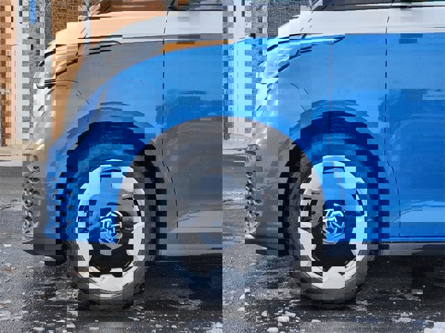 New 2025 Volkswagen ID. Buzz Pro S Plus image 9