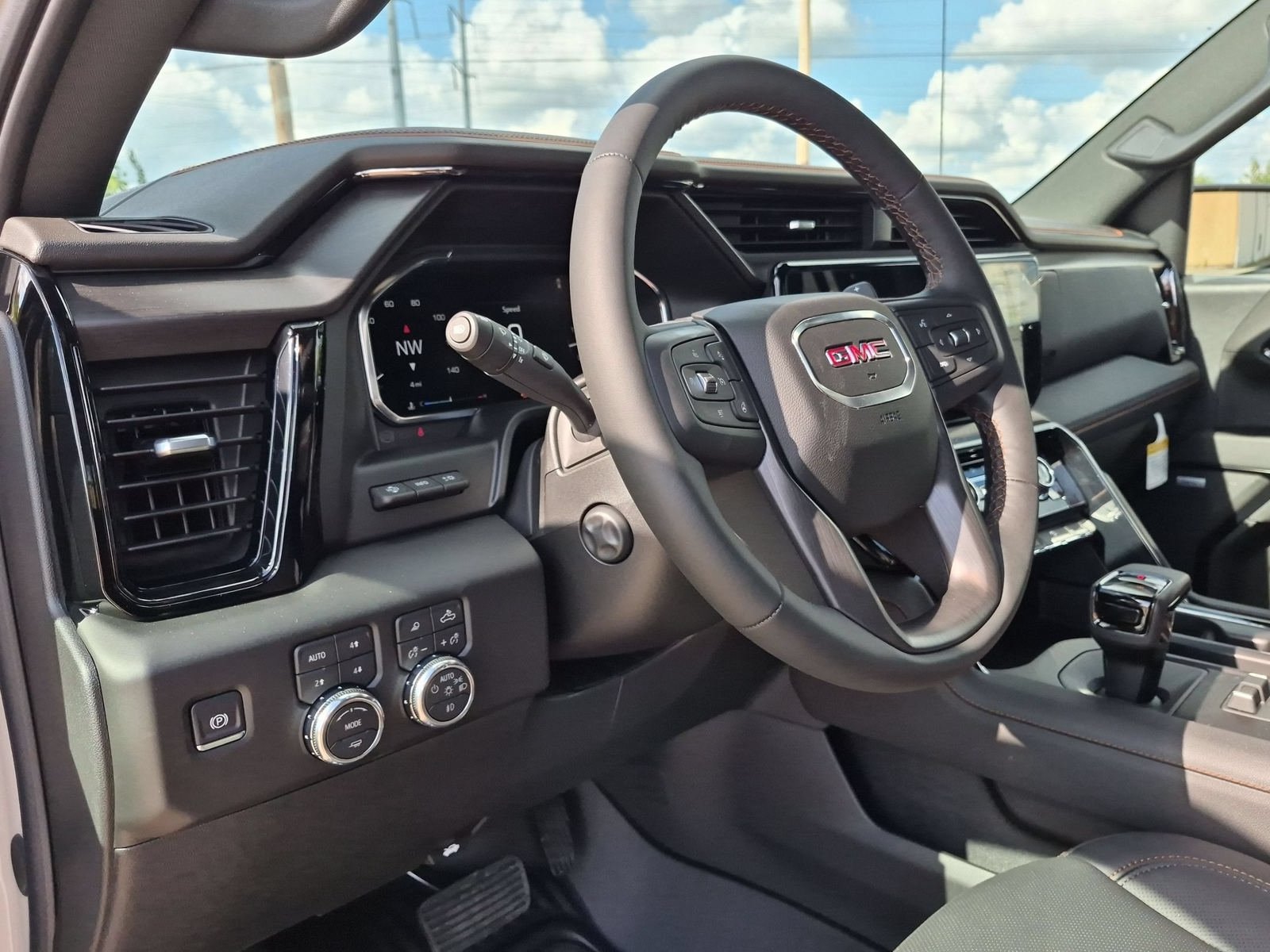New 2026 GMC Sierra 1500 AT4 w/ AT4 Premium Package AWD/4WD image 11