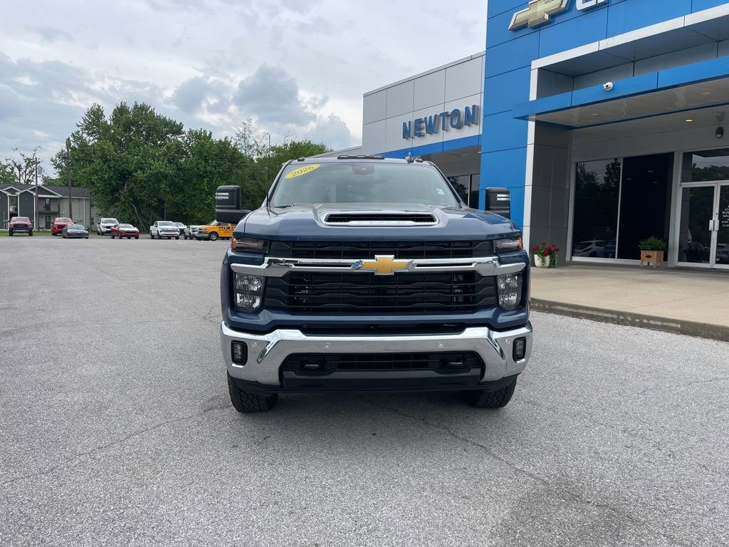 New 2026 Chevrolet Silverado 2500 LT w/ All Star Edition AWD/4WD image 2