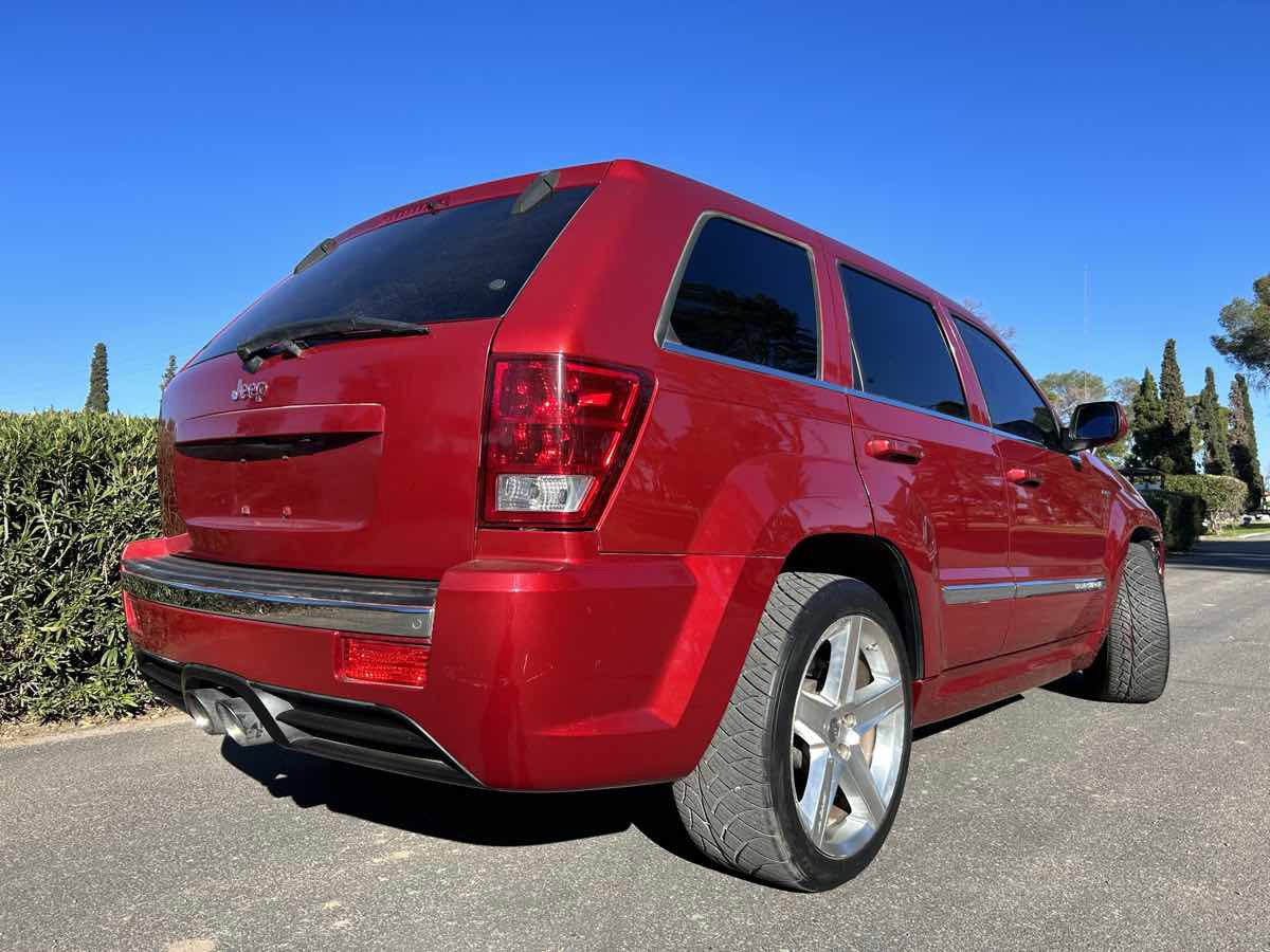 Used 2006 Jeep Grand Cherokee SRT8 w/ SRT Option Group I AWD/4WD image 6