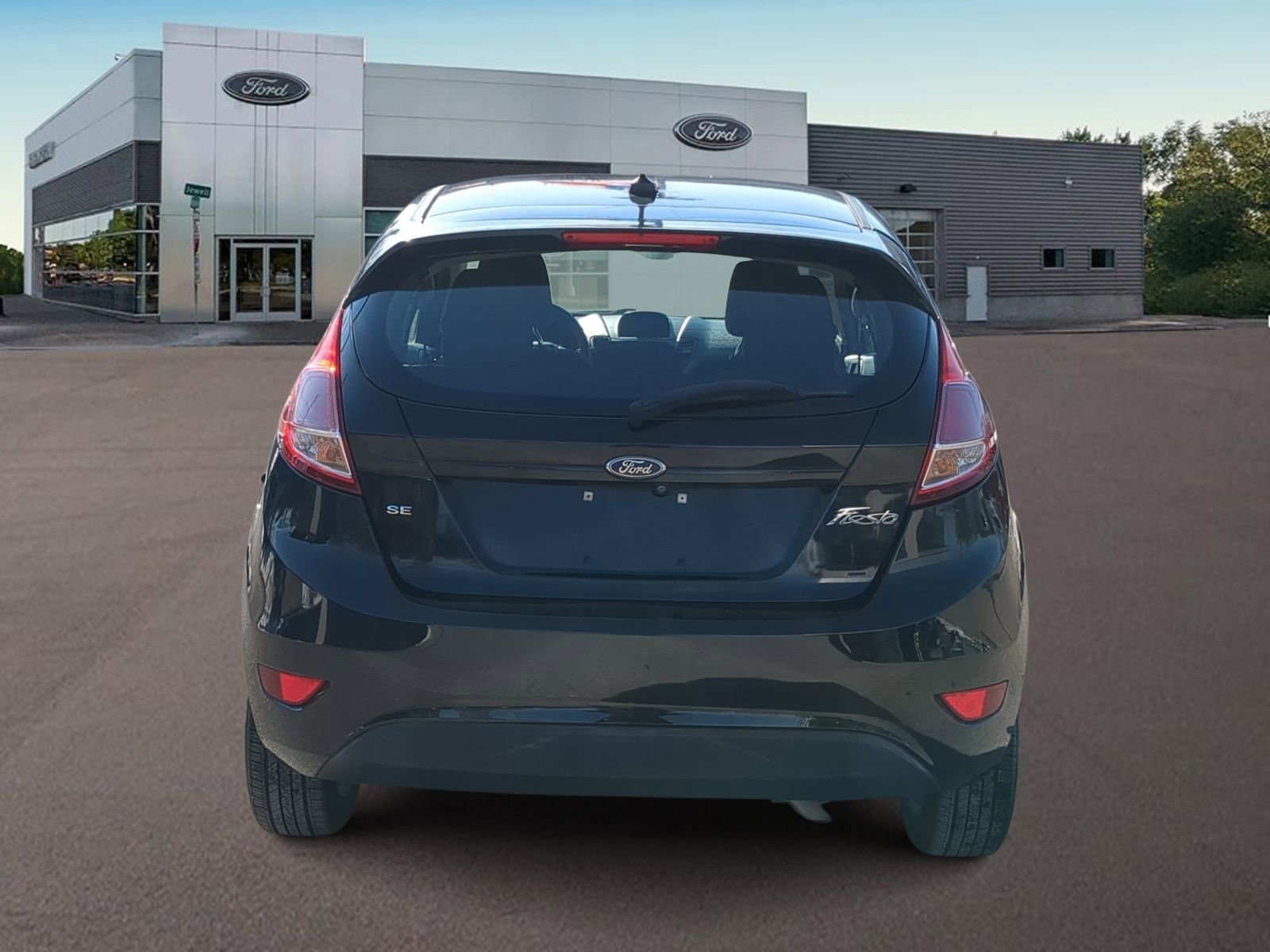 Certified 2018 Ford Fiesta SE image 9