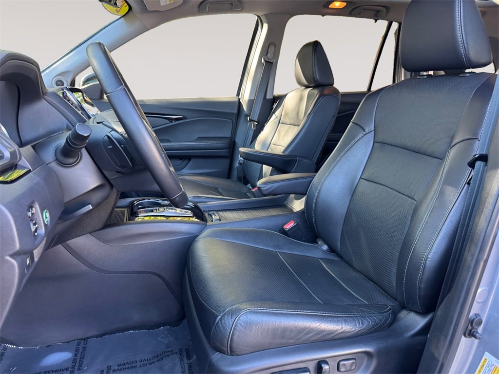 Used 2019 Honda Pilot Elite image 9