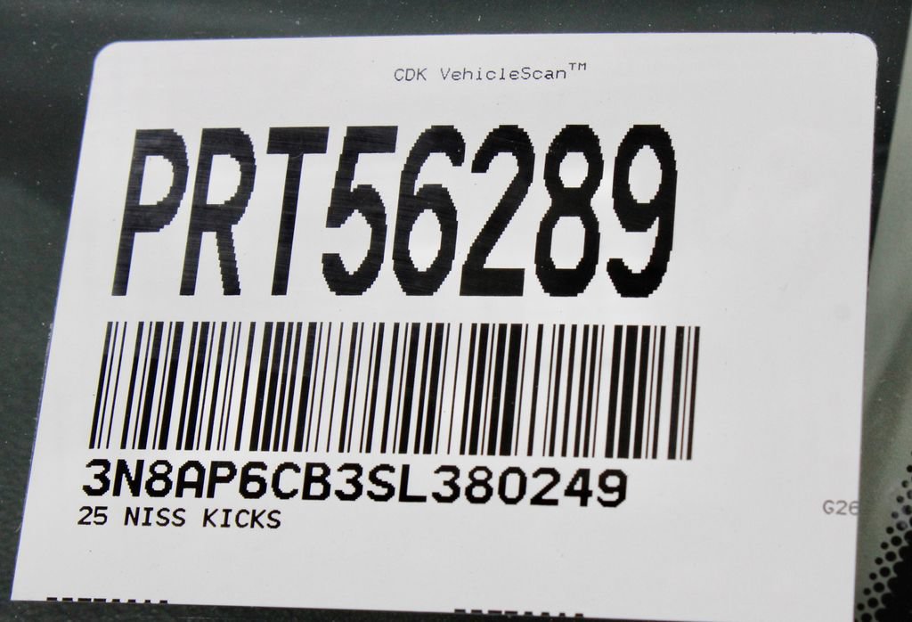 Certified 2025 Nissan Kicks SV AWD/4WD image 33