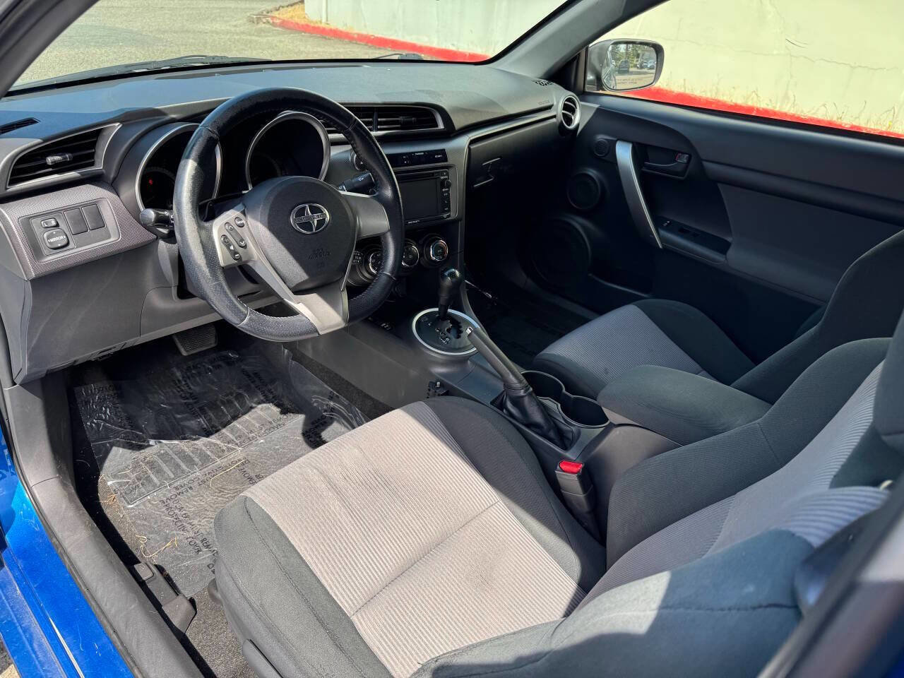 Used 2015 Scion tC image 12