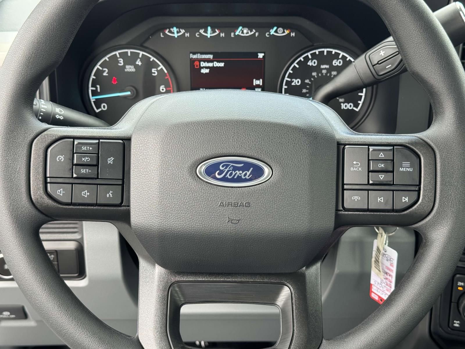 New 2025 Ford F250 XLT w/ FX4 Off-Road Package image 17