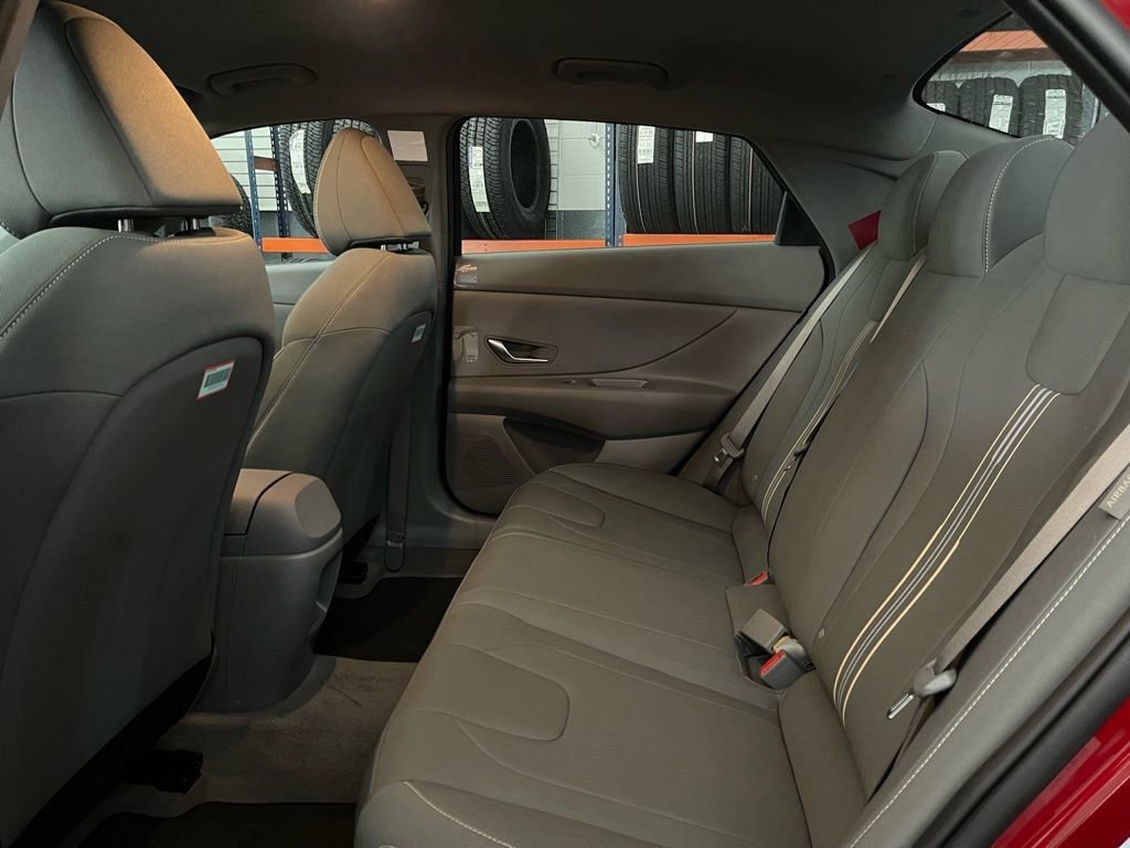 New 2026 Hyundai Elantra Blue image 10