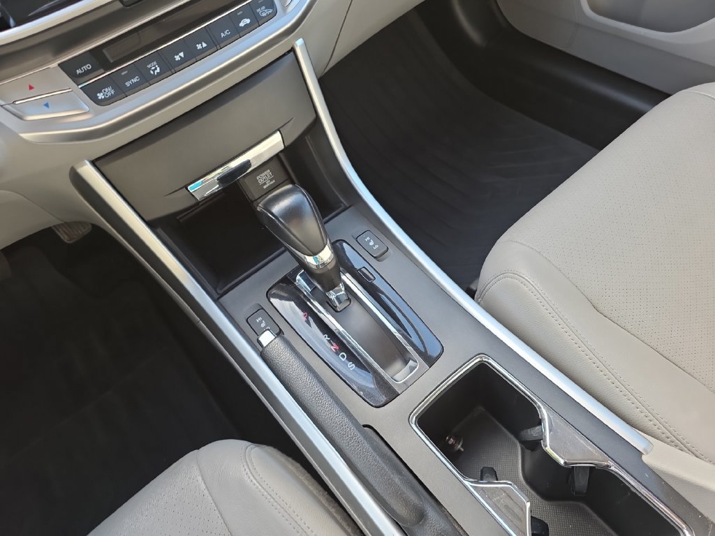 Used 2015 Honda Accord EX-L image 15