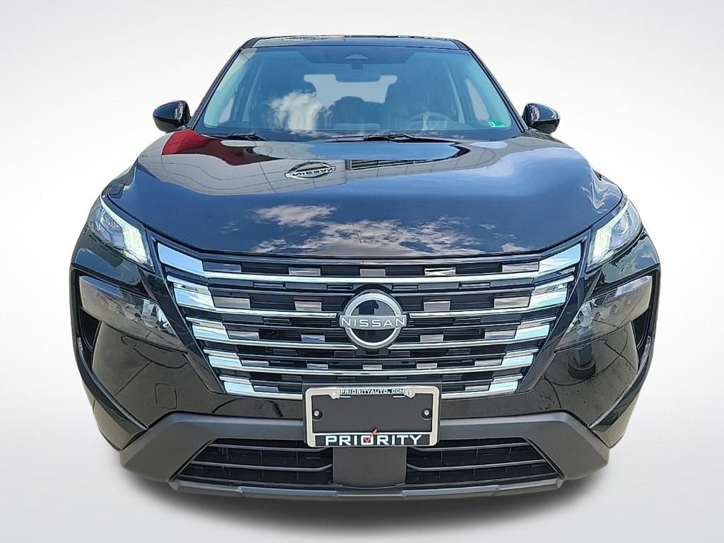 New 2026 Nissan Rogue SV image 8