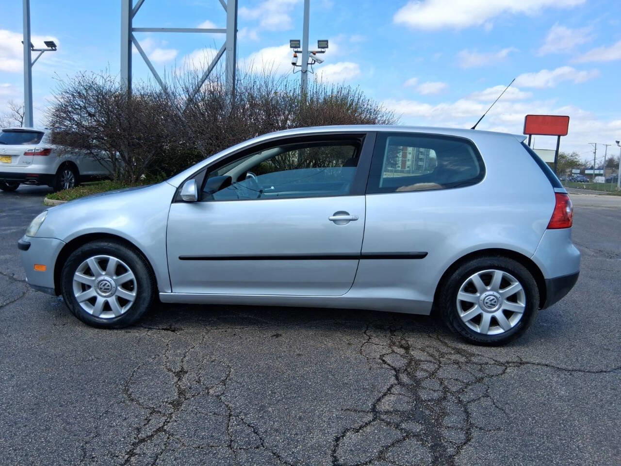 Used 2009 Volkswagen Rabbit S image 5