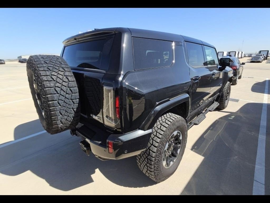 Certified 2024 GMC Hummer EV 3X w/ Extreme Off-Road Package image 4