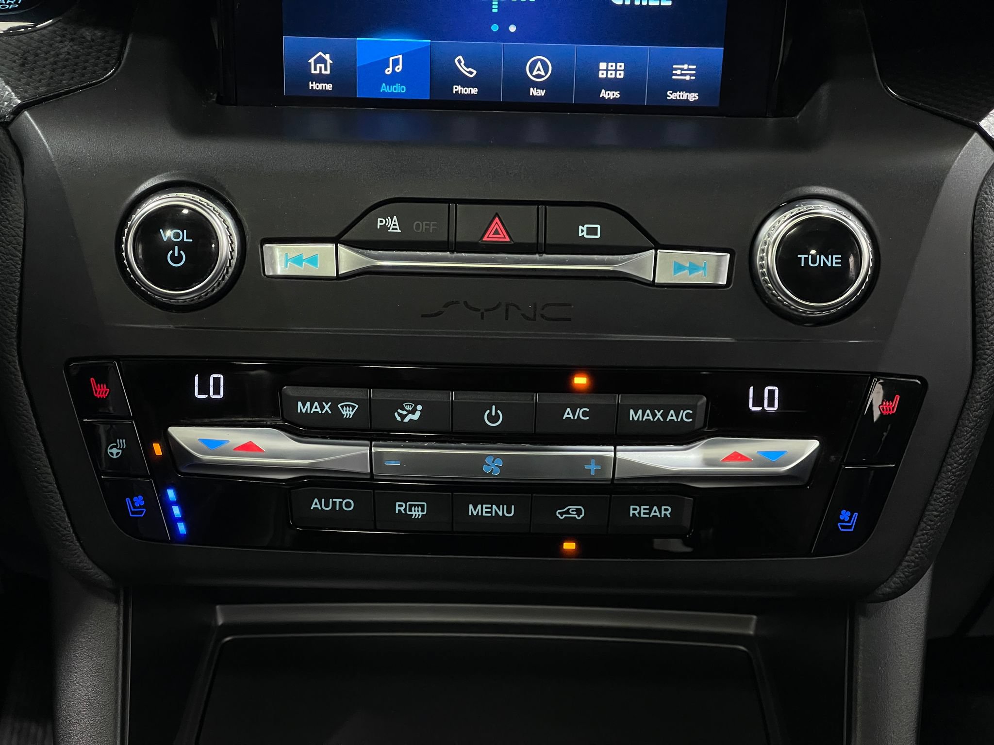 Used 2020 Ford Explorer ST w/ Premium Technology Package AWD/4WD image 25