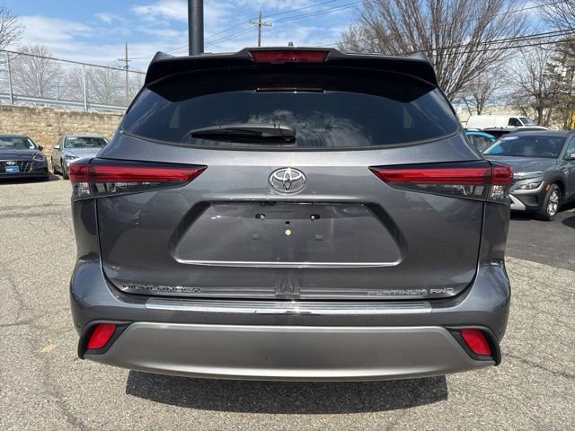 Used 2023 Toyota Highlander Platinum image 19