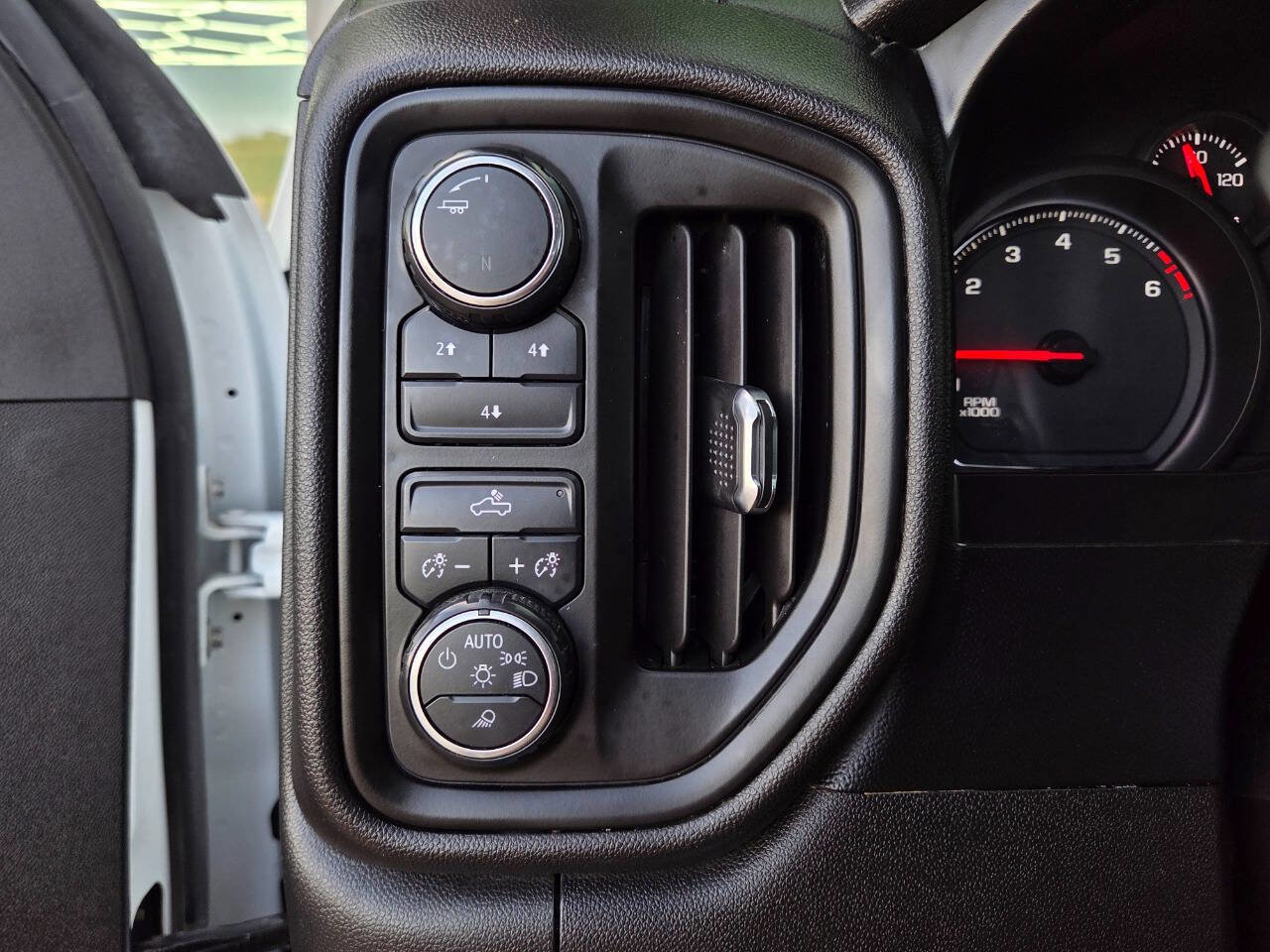 Used 2020 Chevrolet Silverado 2500 W/T w/ WT Safety Package image 31