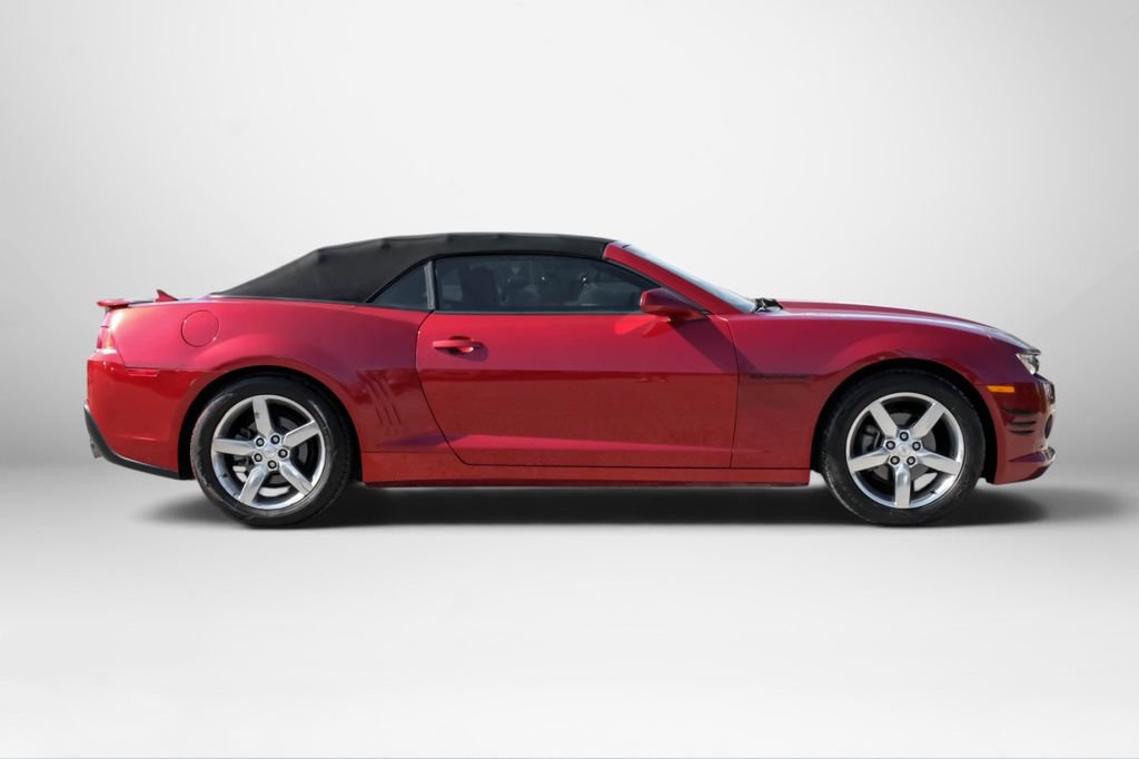 Used 2015 Chevrolet Camaro LT RWD image 10