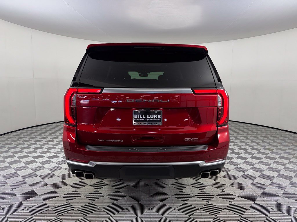 Used 2026 GMC Yukon XL Denali w/ Sun & Power Step Package AWD/4WD image 8