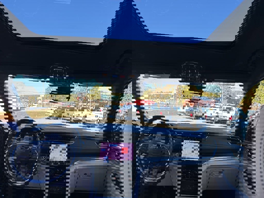 New 2025 Jeep Grand Cherokee L Limited w/ Luxury Tech Group II image 15