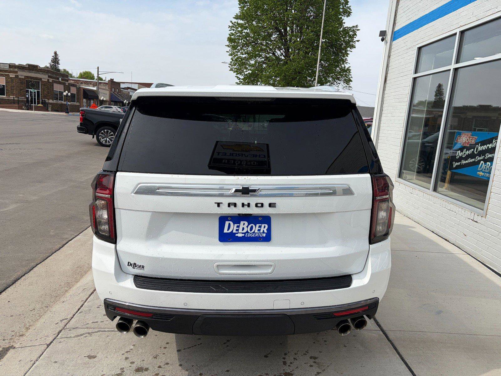 Used 2024 Chevrolet Tahoe High Country AWD/4WD image 4