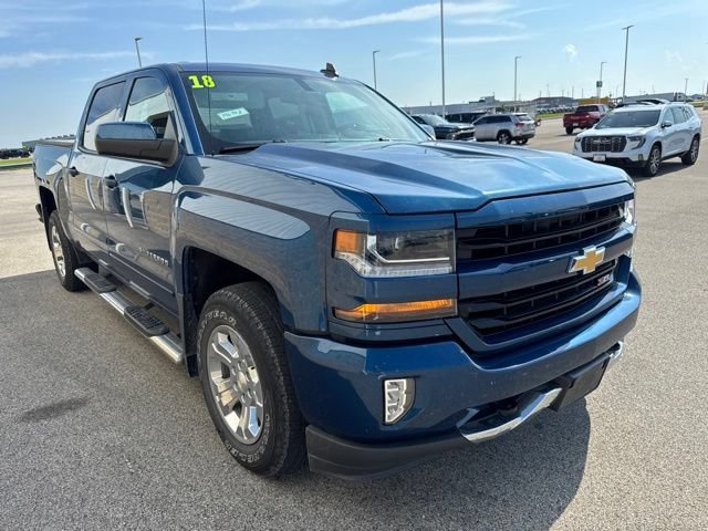 Used 2018 Chevrolet Silverado 1500 LT w/ All Star Edition AWD/4WD image 4