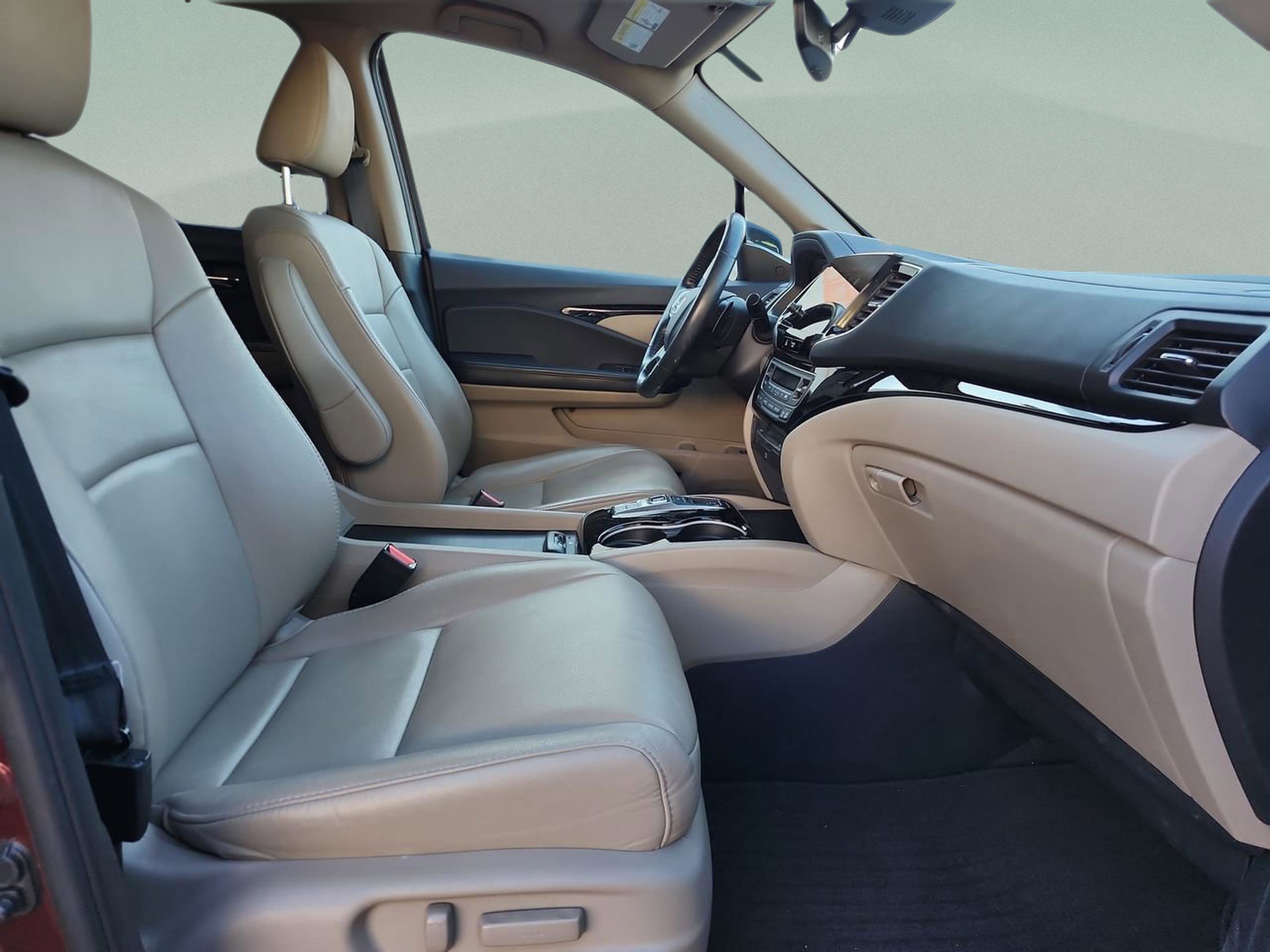 Used 2021 Honda Pilot Touring image 20