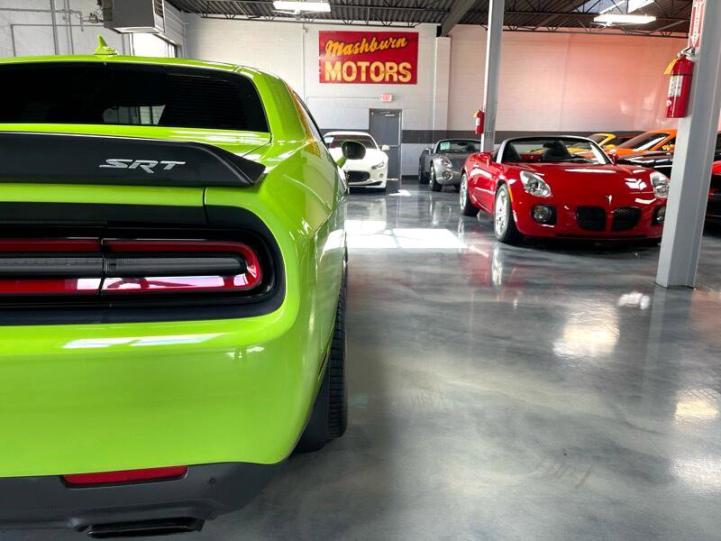 Used 2015 Dodge Challenger SRT Hellcat image 14