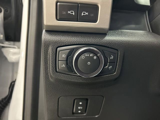 Used 2020 Ford F250 Lariat w/ Chrome Package AWD/4WD image 17
