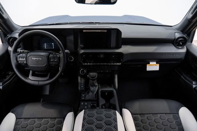 Used 2025 Toyota Land Cruiser image 24