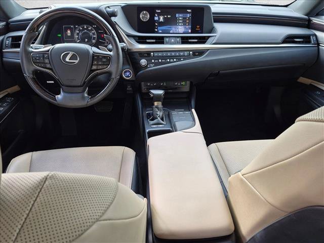 Used 2021 Lexus ES 300h w/ Premium Package FWD image 18
