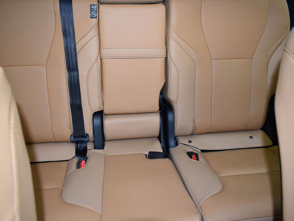 New 2026 Lexus LX 700h Luxury image 31