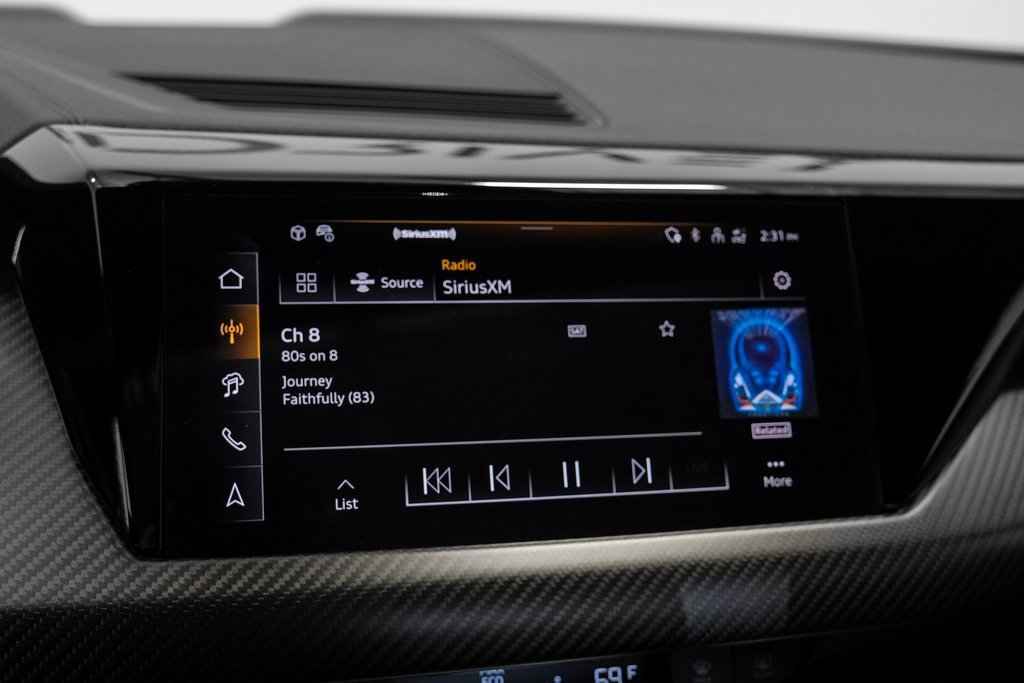 Used 2024 Audi e-tron GT Prestige image 31