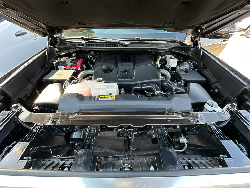 Used 2022 Toyota Tundra Limited AWD/4WD image 45