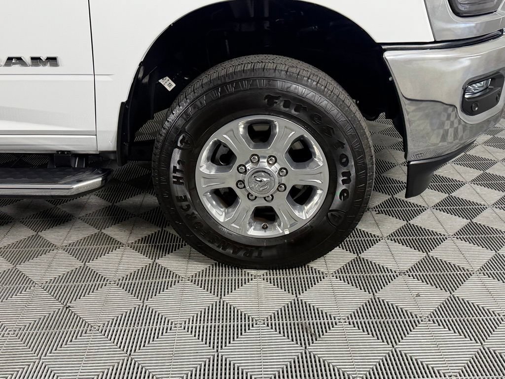 Certified 2025 RAM 2500 Big Horn AWD/4WD image 13