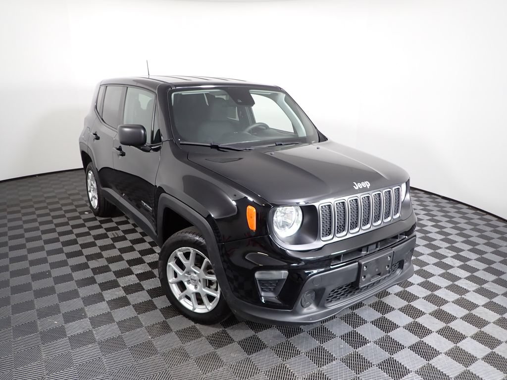 Used 2023 Jeep Renegade Latitude AWD/4WD image 10