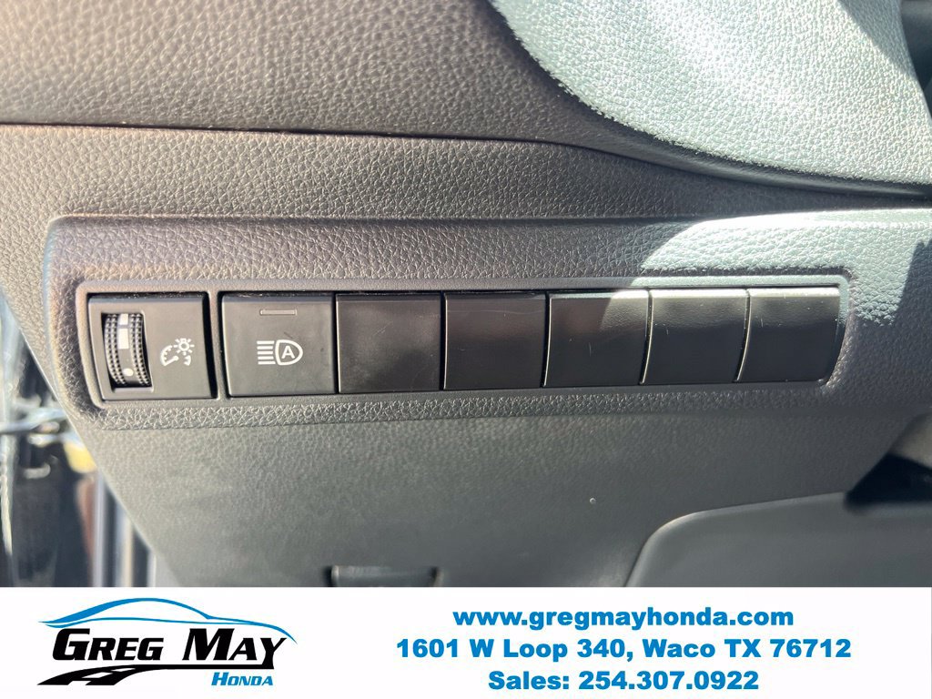 Used 2024 Toyota Corolla LE FWD image 24